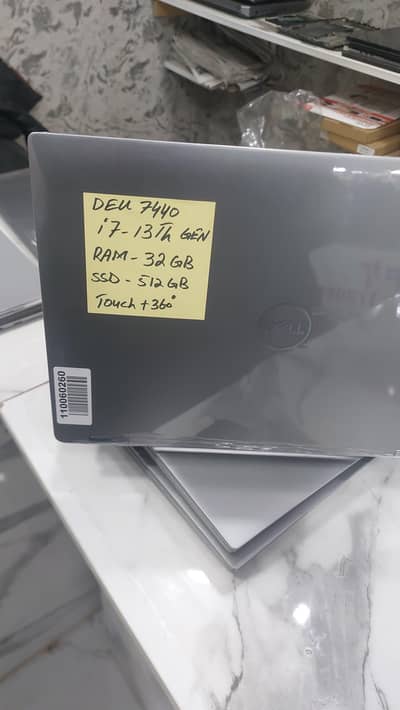 Executive Class Laptop 13th gen-32gb ddr5-512gb