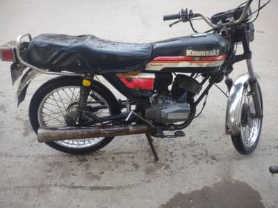 Kawasaki gto 100 ha first owner Mai hi hoo Karachi no ha