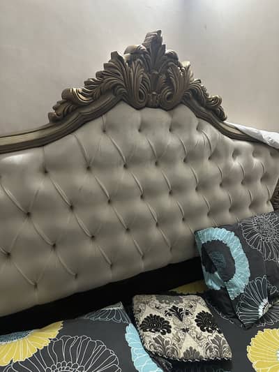 King size bed set with side tables and and dressing table