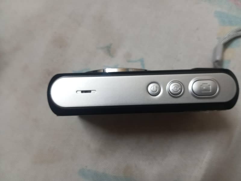 DC 308 Digital Camera 2