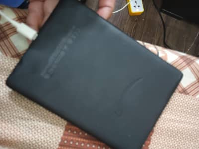 kindle for sale. Unused just box opened