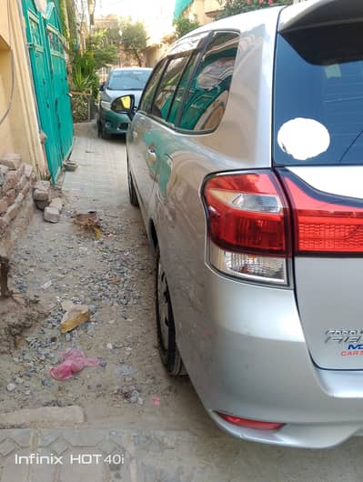 Toyota Corolla Fielder 2015