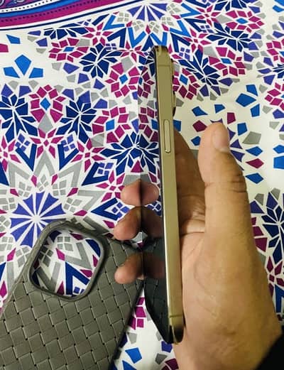 10/10 14 pro max (PTA Approved) for sale in Bahawalpur.