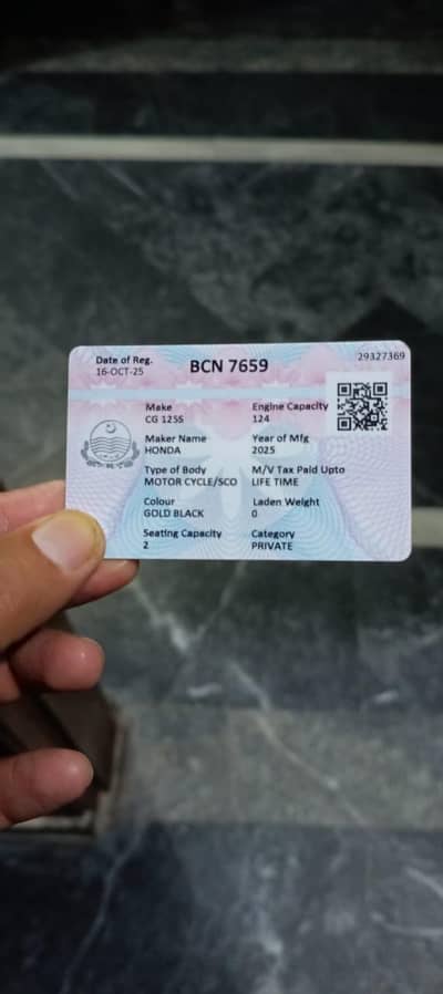 Honda 125 special addition gold