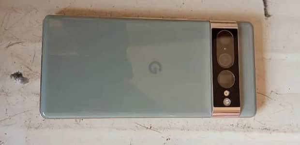 Google Pixel 7 Pro - 12GB RAM / 128GB Excellent Condition
