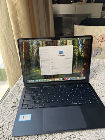 Macbook M3 air