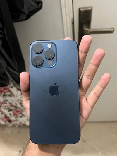 iPhone 15 Pro Max – Factory Unlocked (HK Variant)