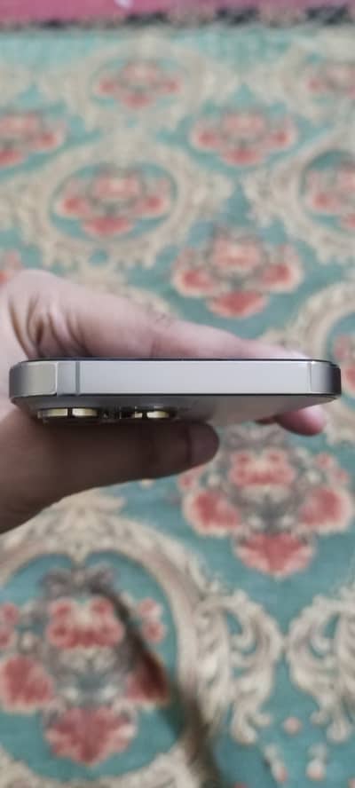 iPhone 14 Pro max in official warranty