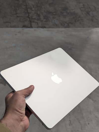 MacBook Air M3 8GB 256GB Silver
