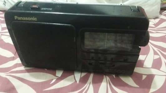 Panasonic 4 Band Radio