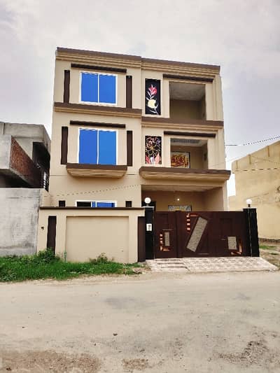 Beautiful Elevation 8 Marla Premium Location House