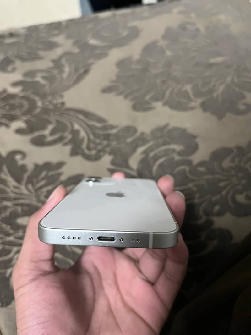 iphone 12 mini 3