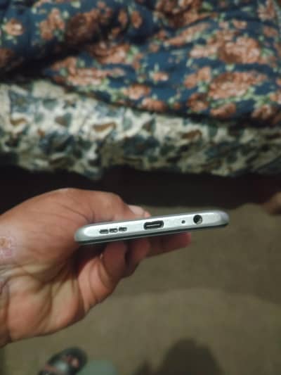 urgent for sale redmi not 10 03322800768