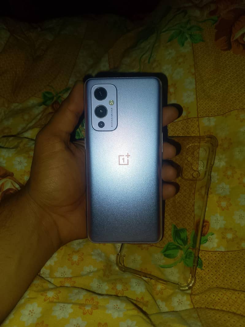 OnePlus 9 1