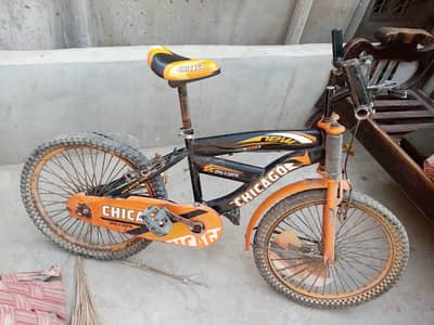 2 year use hoi wi he  03440806389 contact