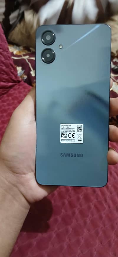 10/10 Condition New Mobile phone