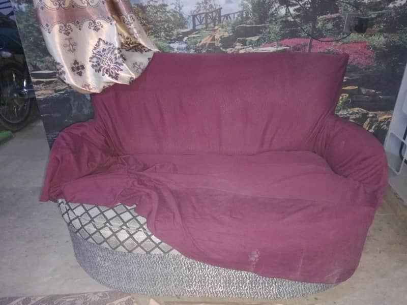 good condition sofas 0