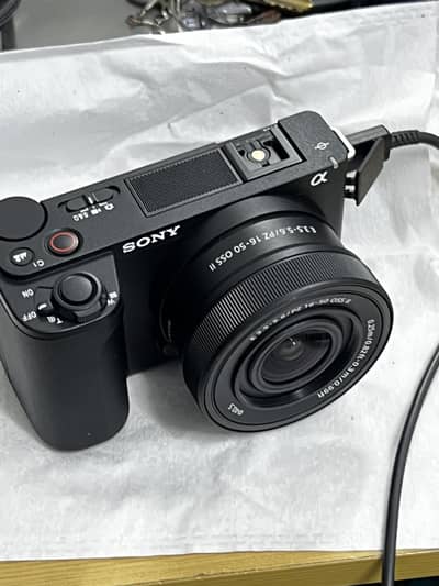 SONY ZV E-10 MARK ii WITH KIT LENS 18-50nm