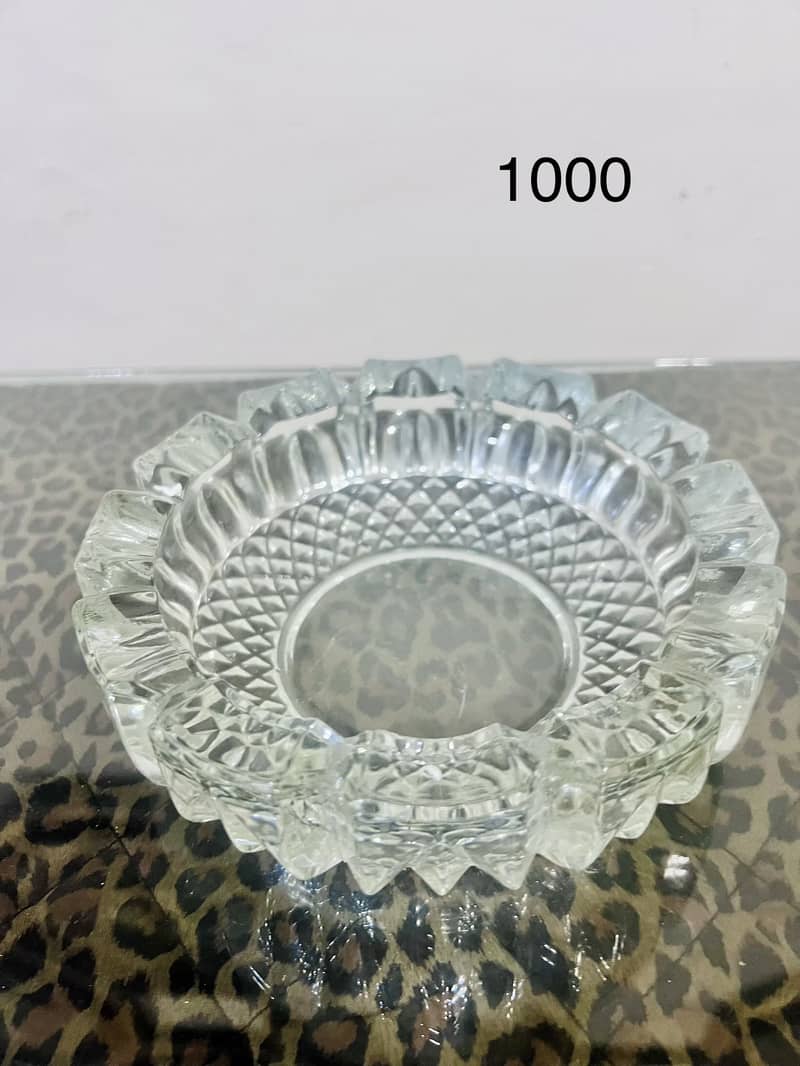 Crockery items 4