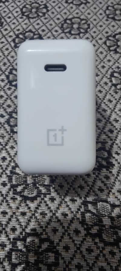 OnePlus original 65w fast charger