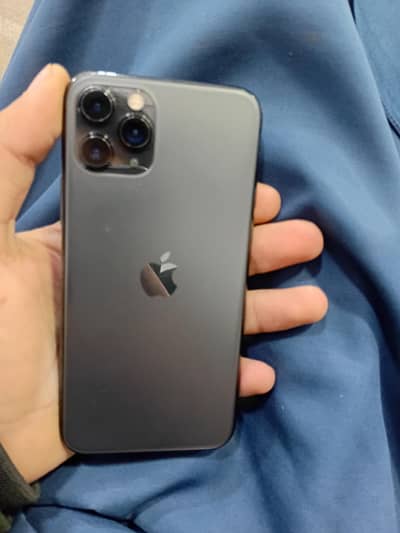 iphone 11 pro display message or face off hai update ki waja sai total