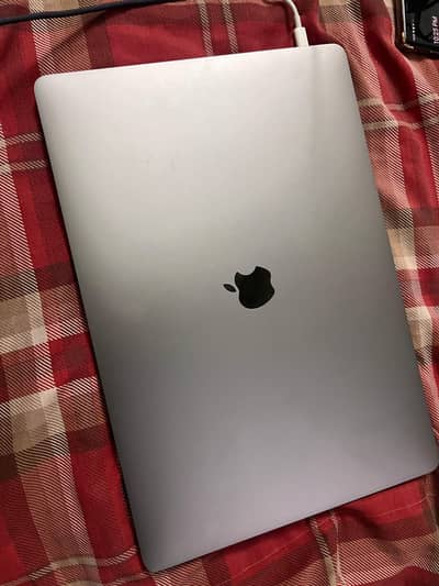 macbook pro 2019 1tb