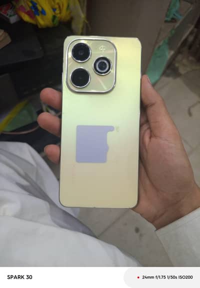 0334-3278112 HOT 40I ONLY PHONE  GENIUN CONDITI9N NOT OPEN