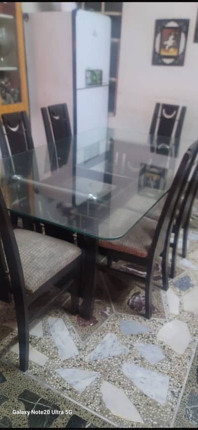 6 seater dinning table