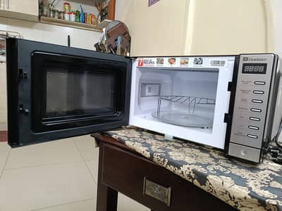 Dawlance DW297GSS Microwave with Grill For Sale (Just like new)