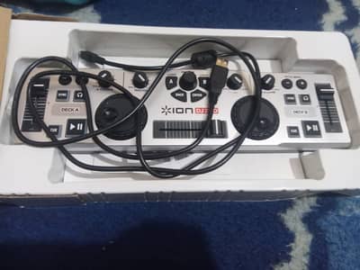 DJ controler  go e2