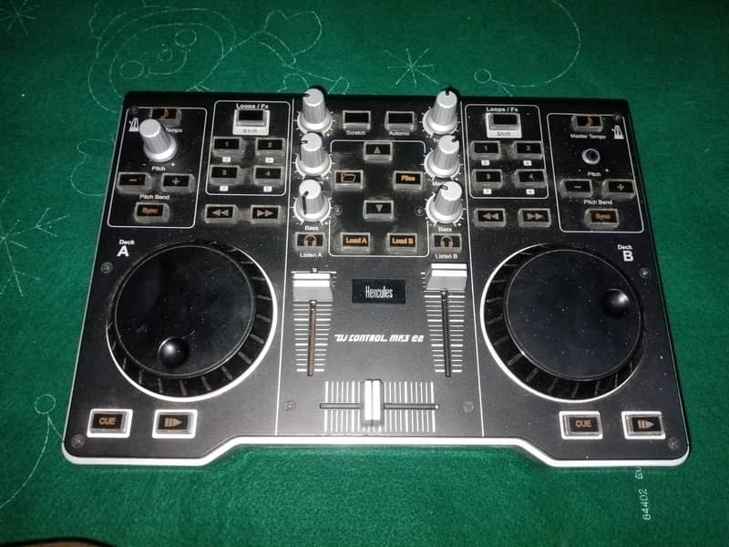 DJ controler  go e2 3