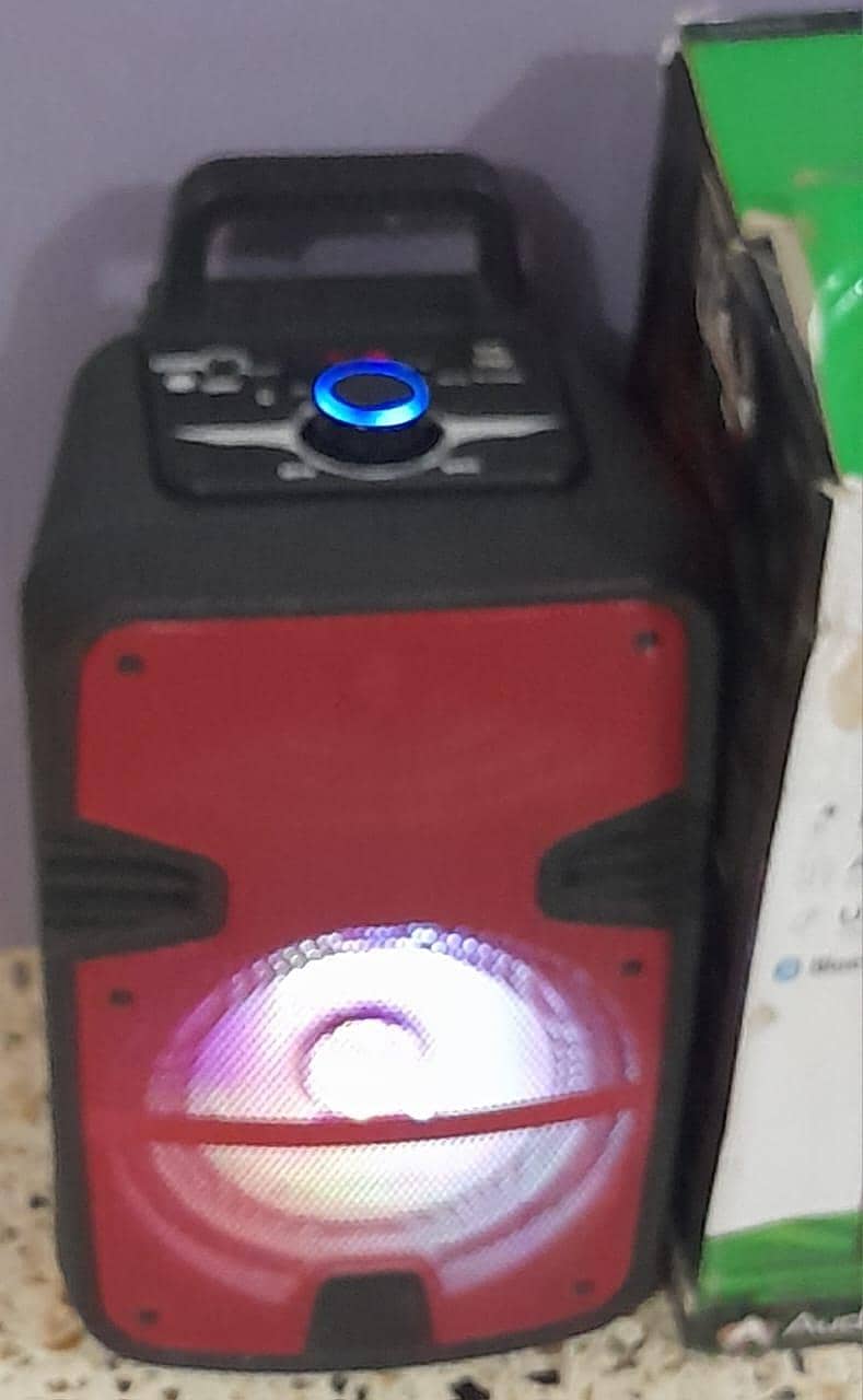 Audionic portable speaker Bluetooth 4