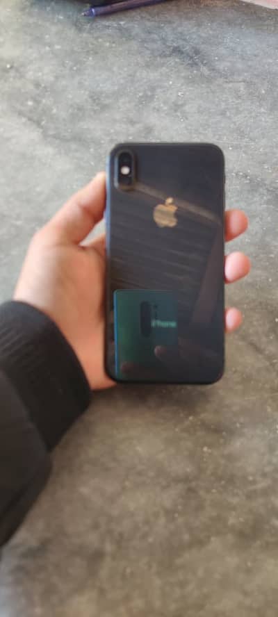 IPHONE X. approved 64