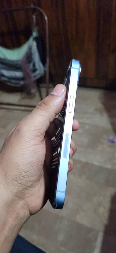 iphone 14 128 gb 10 by 10 100 health