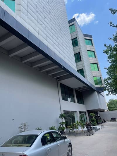 Gulbarg 2 Kanal 10 Marla Building For Rent Design For College University And Multinational Company