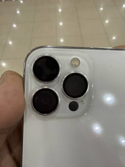 Iphone 13pro max white LLA 256gb 99BH dual PTA waterpack 10/10 almost