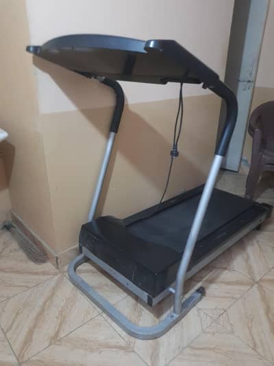 Automatic Treadmill – Giant Sport | Excellent Condition | Home Gym