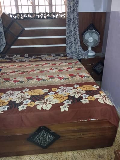 Bed and singharmaiz for sale