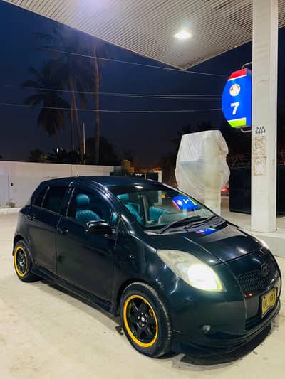 Toyota Vitz 2005  | Full Option | Push Start | Keyless