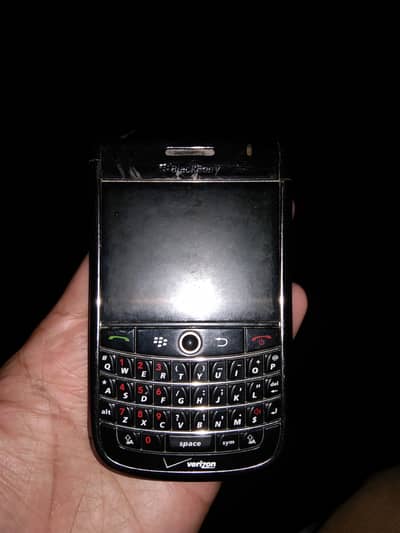 All Parts of Black berry 9630 available screen, keypad, speaker ect.