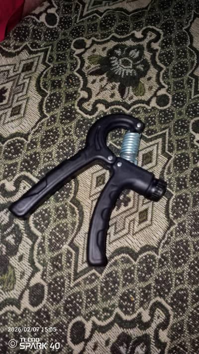 Hand Gripper / Hand Strengthener Adjustable – Gym & Home Use