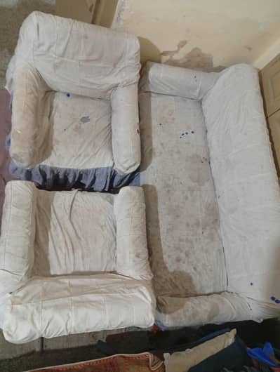 Solid Wood Sofa Set 3+1+1 – Very strong Frame – Ideal for Reupholstery