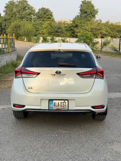 Selling my corolla x hybrid