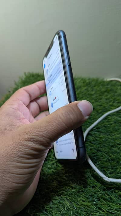 iPhone 11 (Exchange Possible)