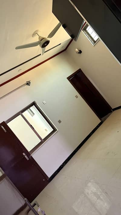 10 Marla frist floor Portion For Rent In Phase 4a gas’s available