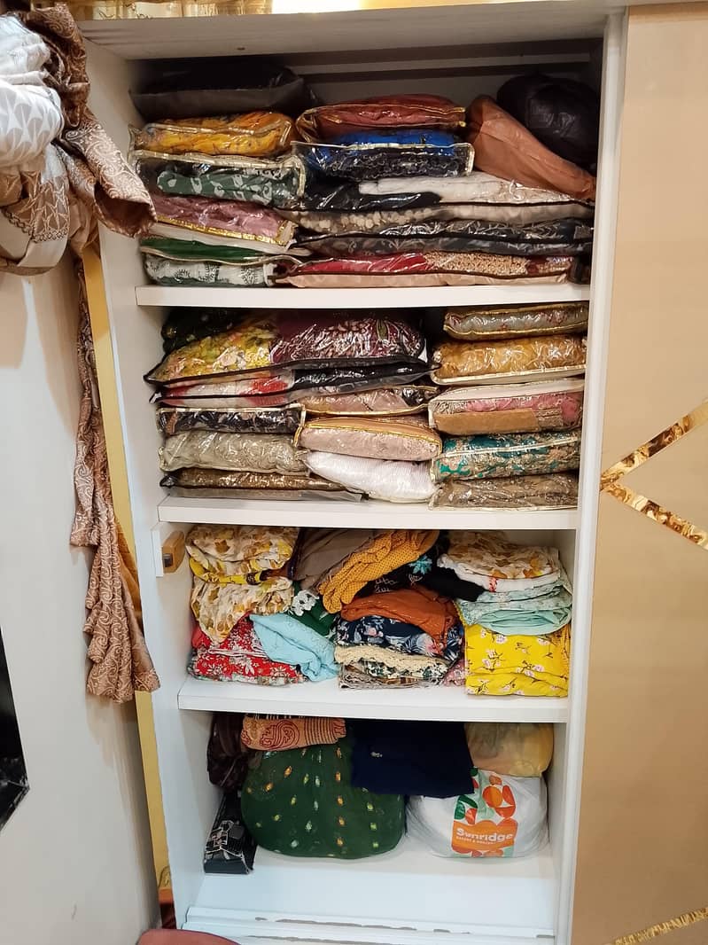 complete room bed closed devisor 7