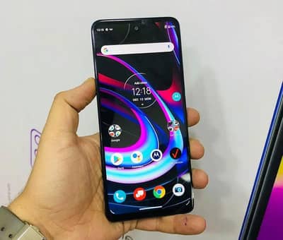 Motorola Edge 5G UW 2021 Official PTA 6/256 GB for Sale