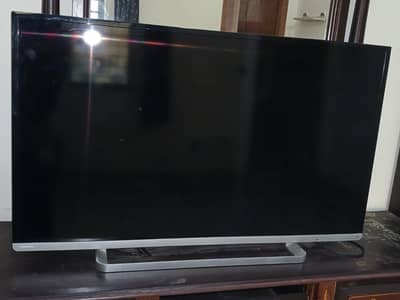 Toshiba smart TV fully working imported