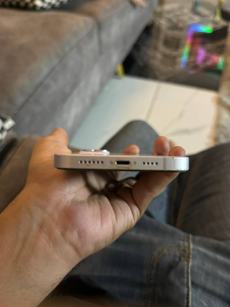 Apple iphone 14plus 4