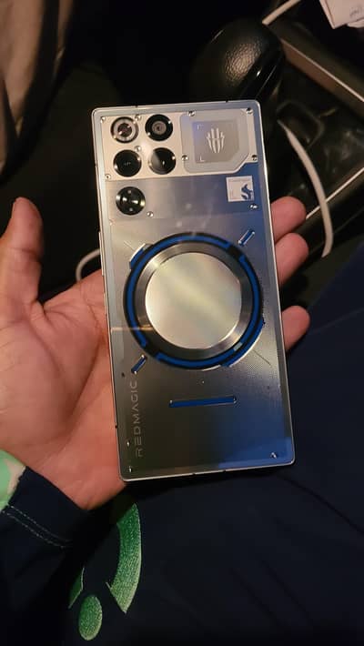 Redmagic 11 pro 16 gb 512 complete box+ extra cover